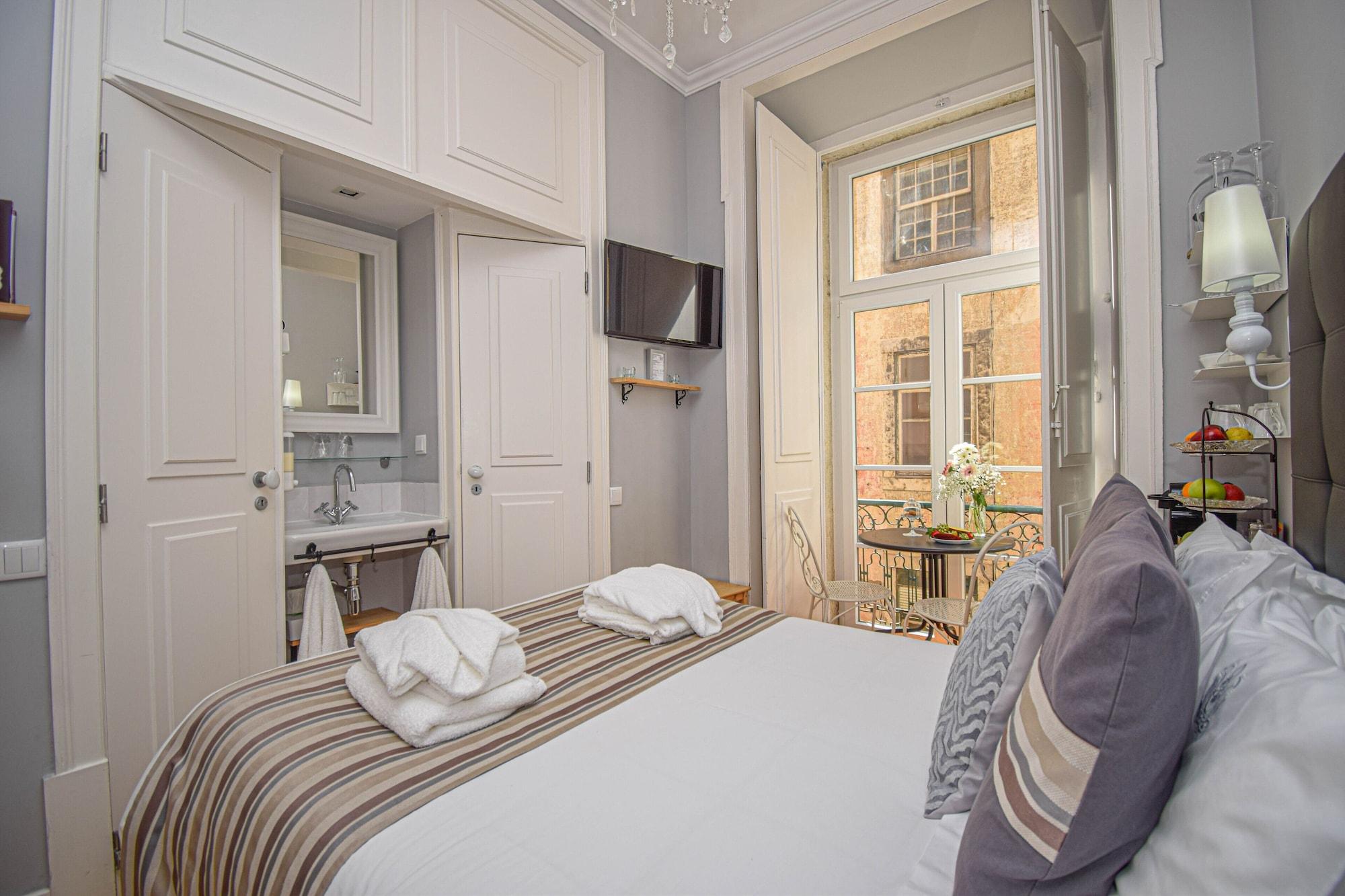 B In B Lisbon Downtown Suites Bagian luar foto