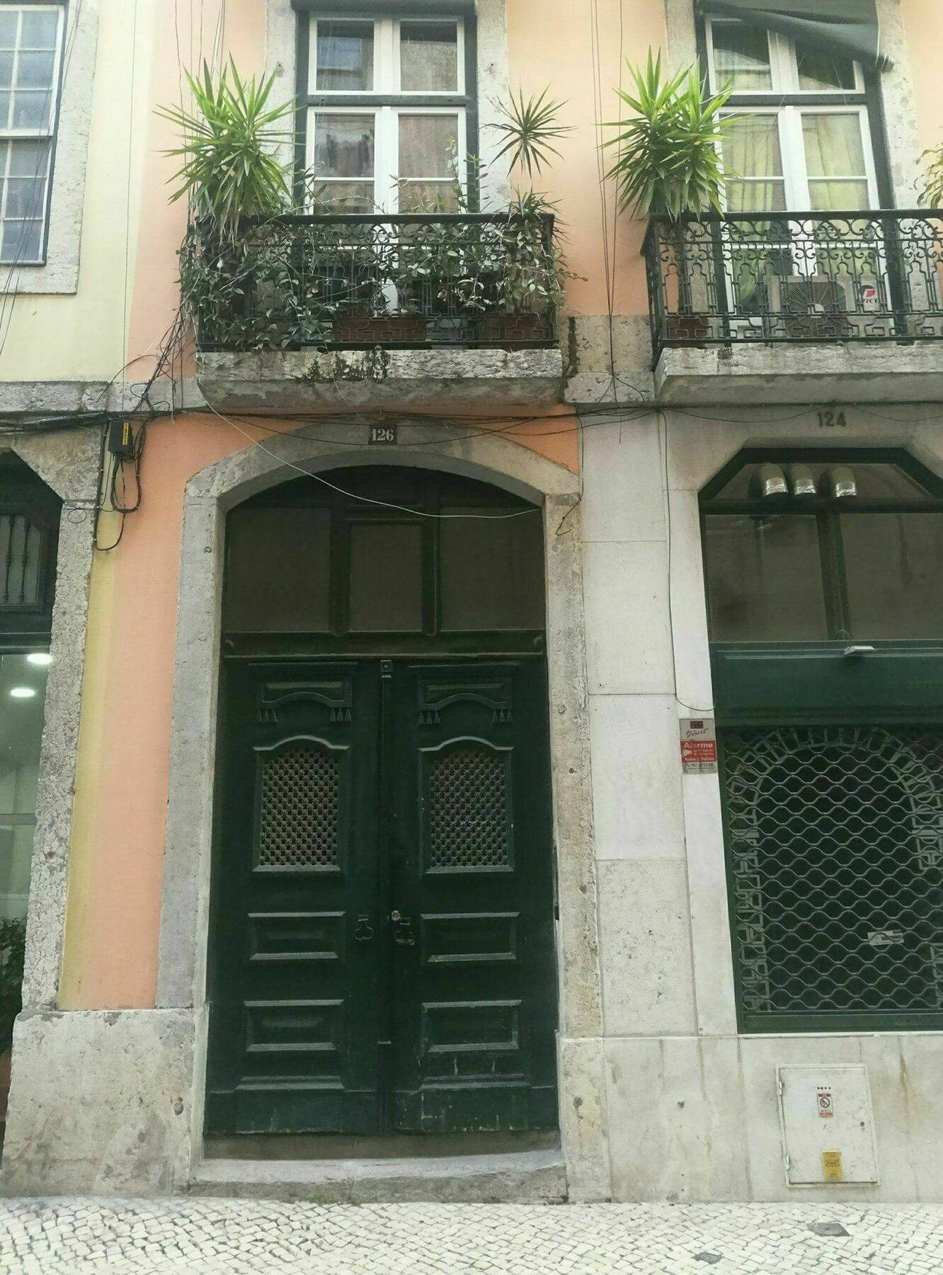 B In B Lisbon Downtown Suites Bagian luar foto